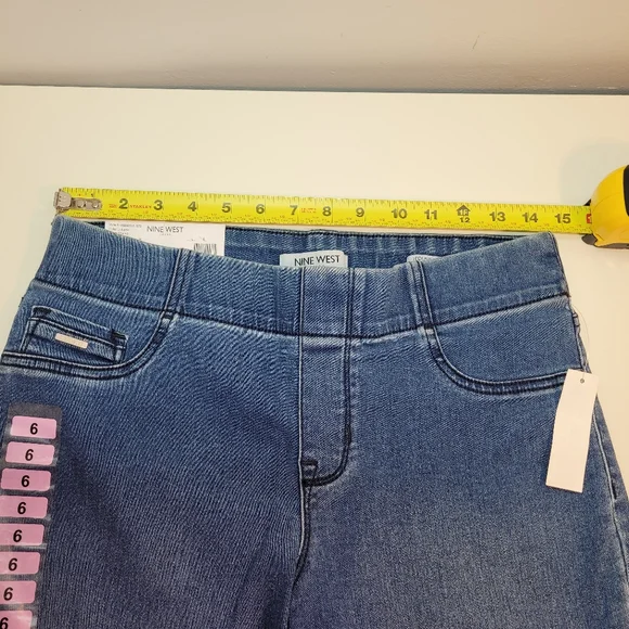 NINE WEST Heidi Pull-on Crop Blue Skinny Jeans Size 6 - Picture 9 of 9